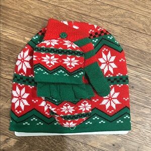 Holiday Snowflake Knit Hat and Mittens Set